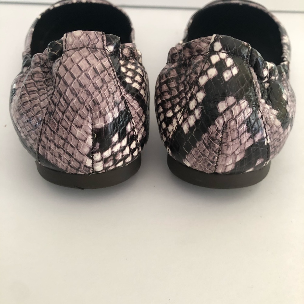 Tory Burch York Ballet Diamond Roccia Snake Flats. - Picture 3 of 8